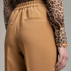 Lola Casademunt Pantalones<Pantalón detalle botones CAMEL