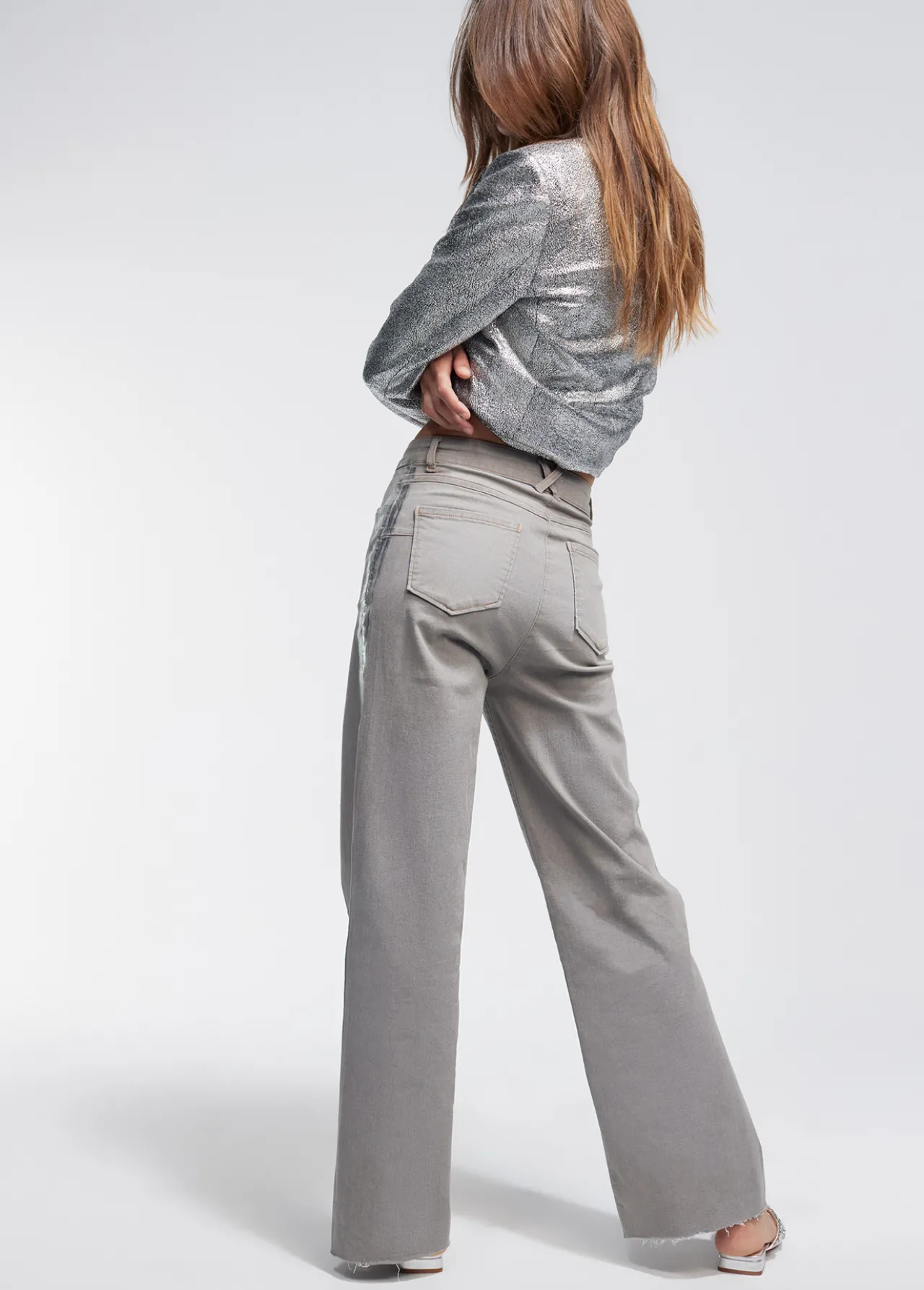 pantaln_detalle_laminado_3.webp Lola Casademunt Pantalones<Pantalón detalle laminado TEJANOGRIS