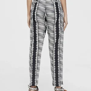 Lola Casademunt Pantalones<Pantalón jogging bicolor NEGRO-BLANCO
