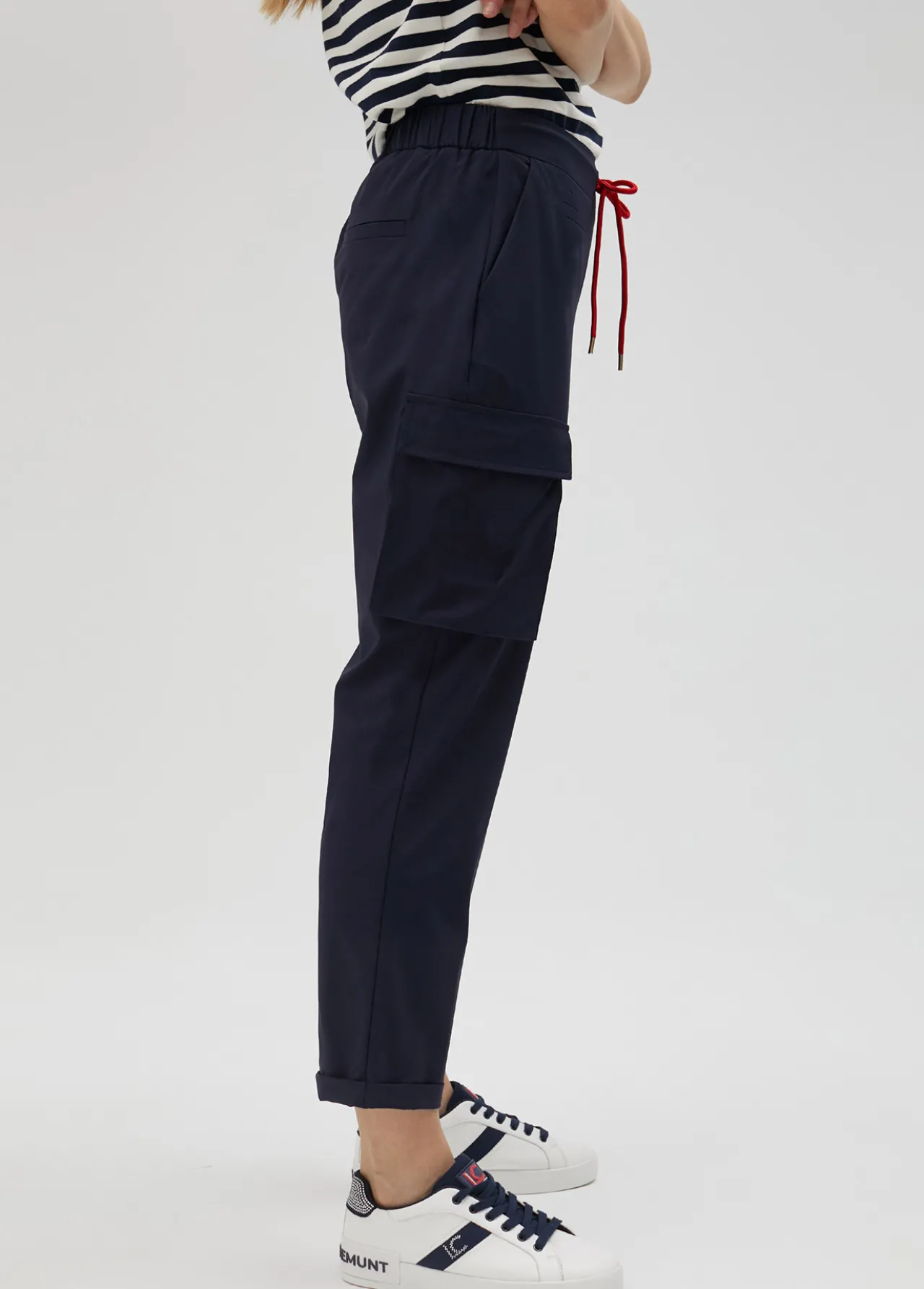 pantaln_jogging_tcnico_edicin_limitada__lola_casademunt_4.webp Lola Casademunt Pantalones<Pantalón jogging técnico edición limitada - Lola Casademunt NAVY