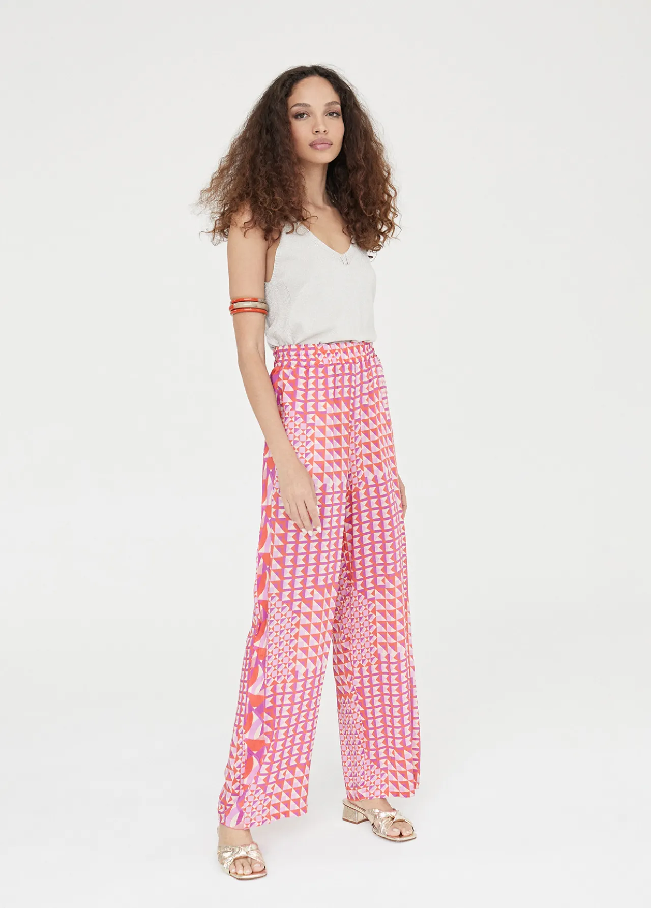 pantaln_palazzo_estampado_0.webp Lola Casademunt Pantalones<Pantalón palazzo estampado ROJO-LILA