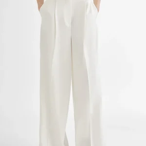 Lola Casademunt Pantalones<Pantalón pinzas fluido CRUDO