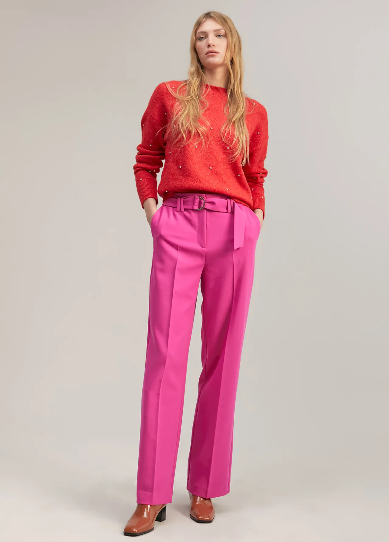 pantaln_wideleg_cinturn_1.webp Lola Casademunt Pantalones<Pantalón wideleg cinturón FUCSIA