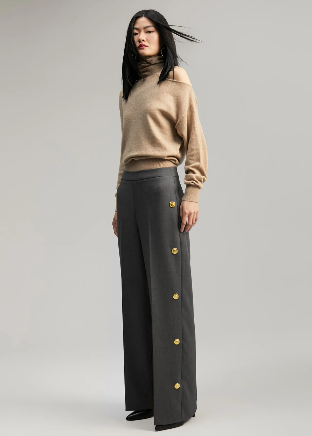 pantaln_wideleg_detalle_snaps_0.webp Lola Casademunt Pantalones<Pantalón wideleg detalle snaps GRIS