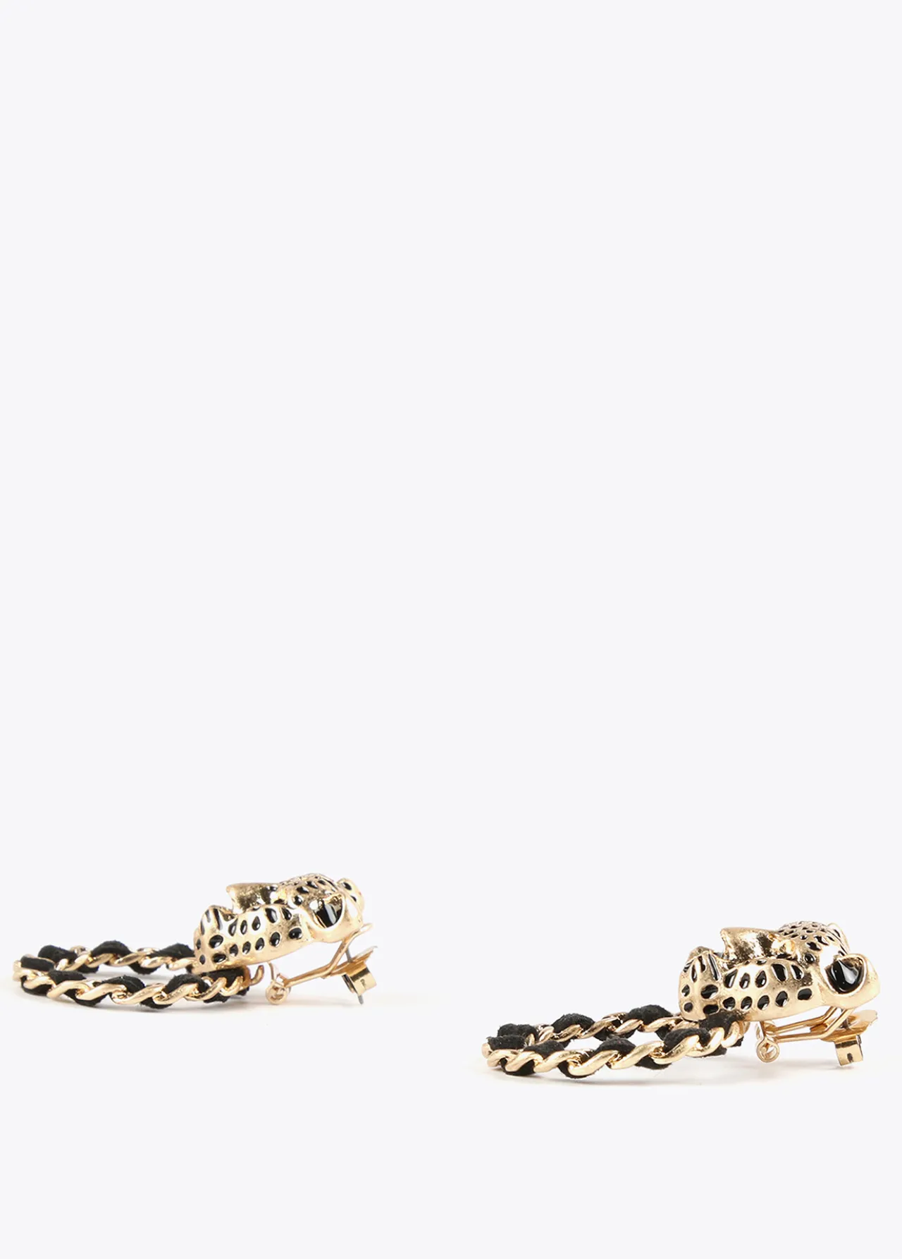 pendientes_cara_leopardo_y_aro_3.webp Lola Casademunt Bisuteria<Pendientes cara leopardo y aro DORADO
