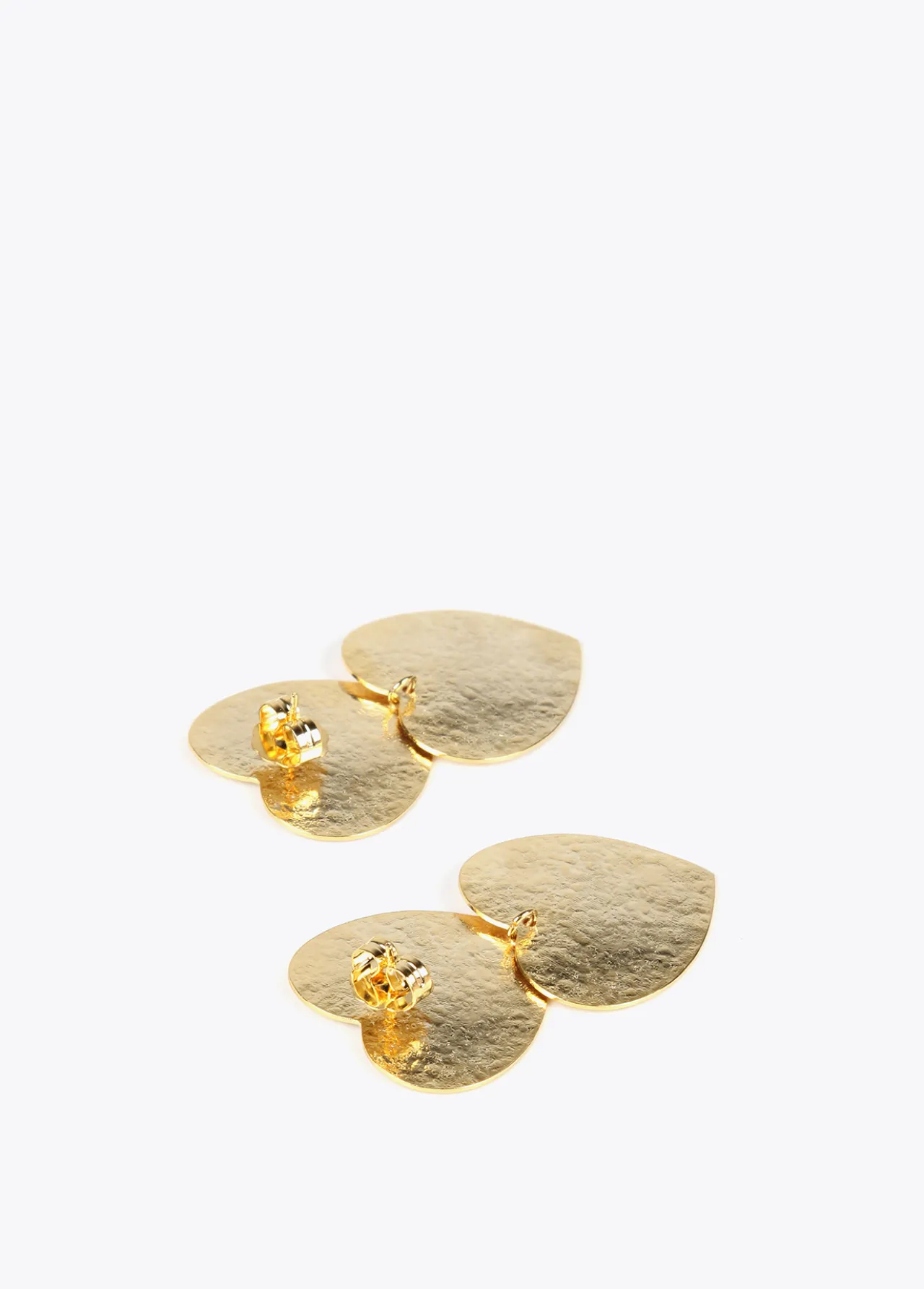 pendientes_con_corazones_3.webp Lola Casademunt Bisuteria<Pendientes con corazones DORADO