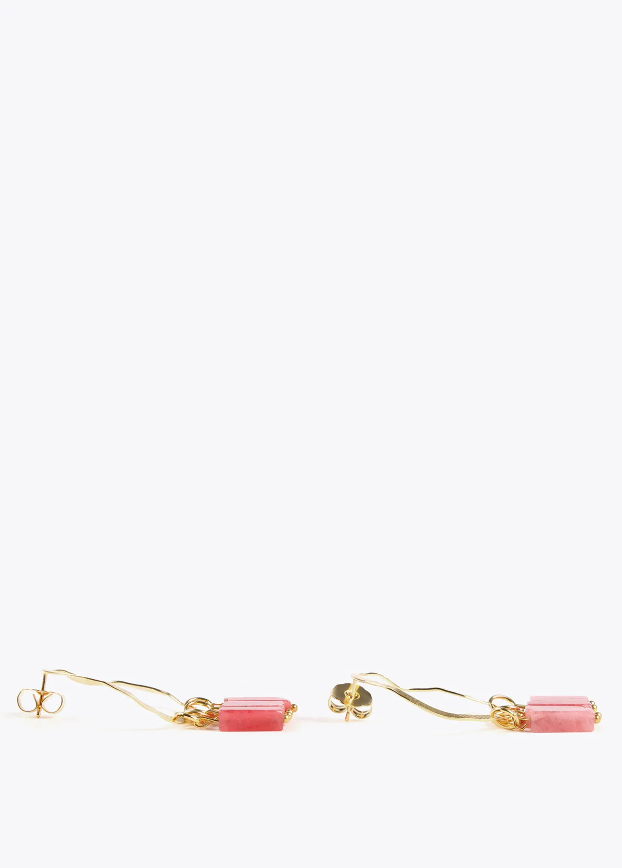 pendientes_de_aro_con_piedras_naturales_5.webp Lola Casademunt Bisuteria<Pendientes de aro con piedras naturales CORAL