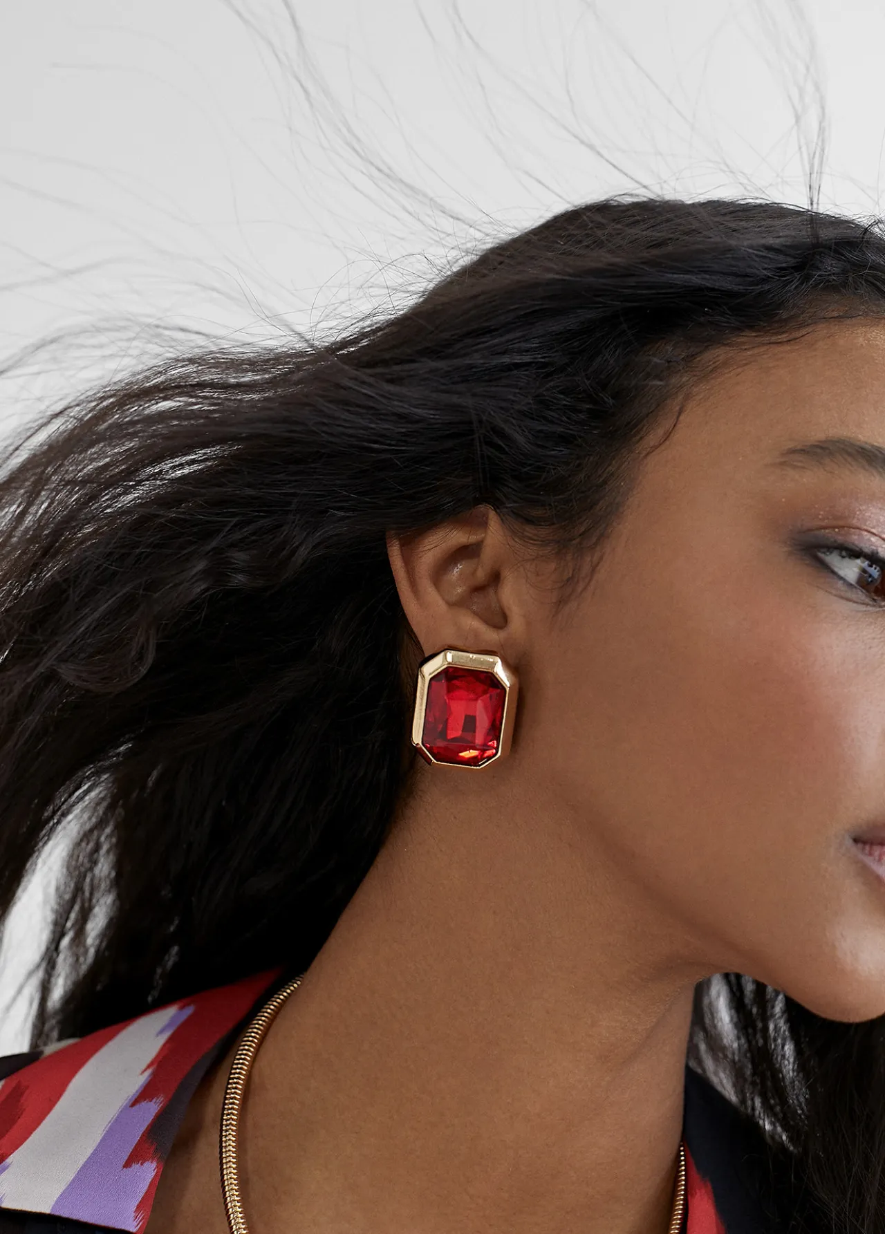 pendientes_octogonales_6.webp Lola Casademunt Bisuteria<Pendientes octogonales ROJO