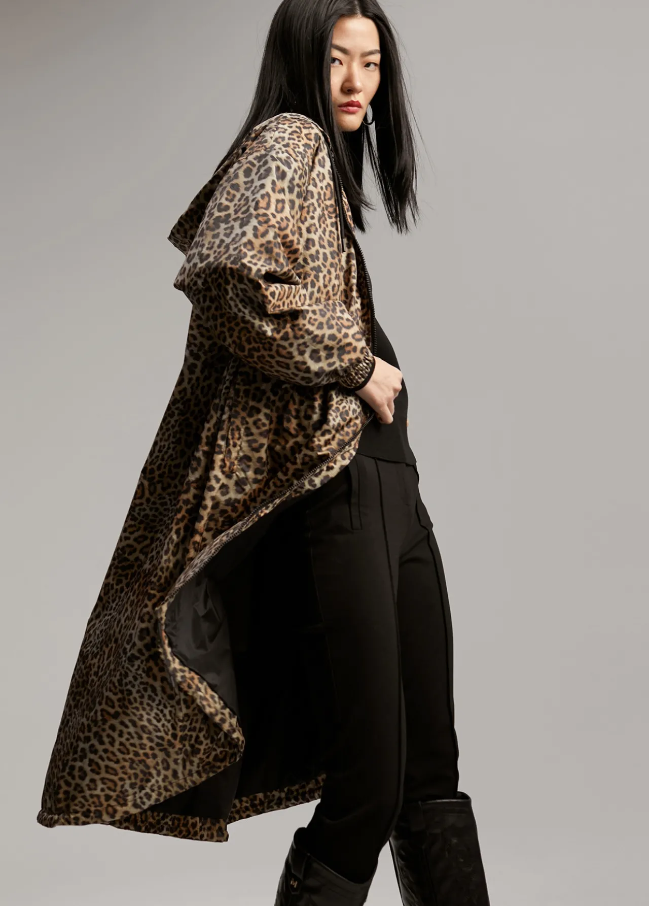 raincoat_animal_print_0.webp Lola Casademunt Animal Print | Chaquetas Y Gabardinas<Raincoat animal print MARRON-NEGRO