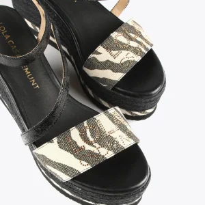 Lola Casademunt Calzado<Sandalia cuña negra y animal print NEGRO-CRUDO