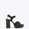 Lola Casademunt Calzado<Sandalia plataforma y efecto crochet NEGRO