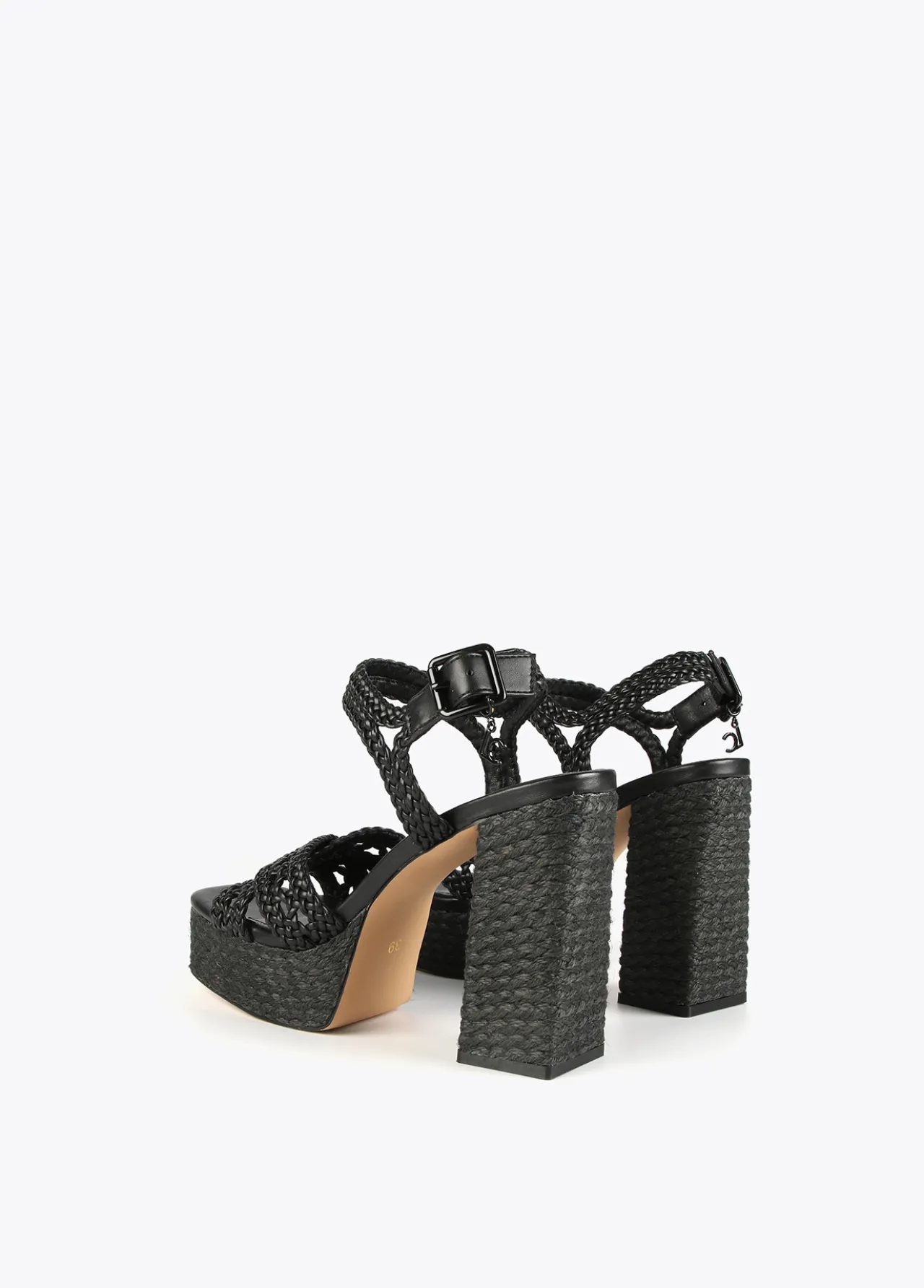 sandalia_plataforma_y_efecto_crochet_2.webp Lola Casademunt Calzado<Sandalia plataforma y efecto crochet NEGRO