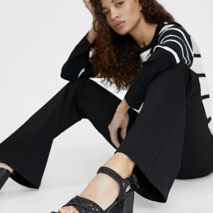 Lola Casademunt Calzado<Sandalia plataforma y efecto crochet NEGRO