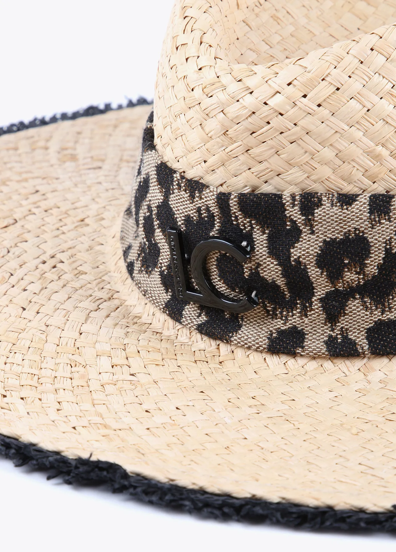 sombrero_con_ala_ancha_2-1.webp Lola Casademunt Accesorios | Baño<Sombrero con ala ancha FUCSIA
