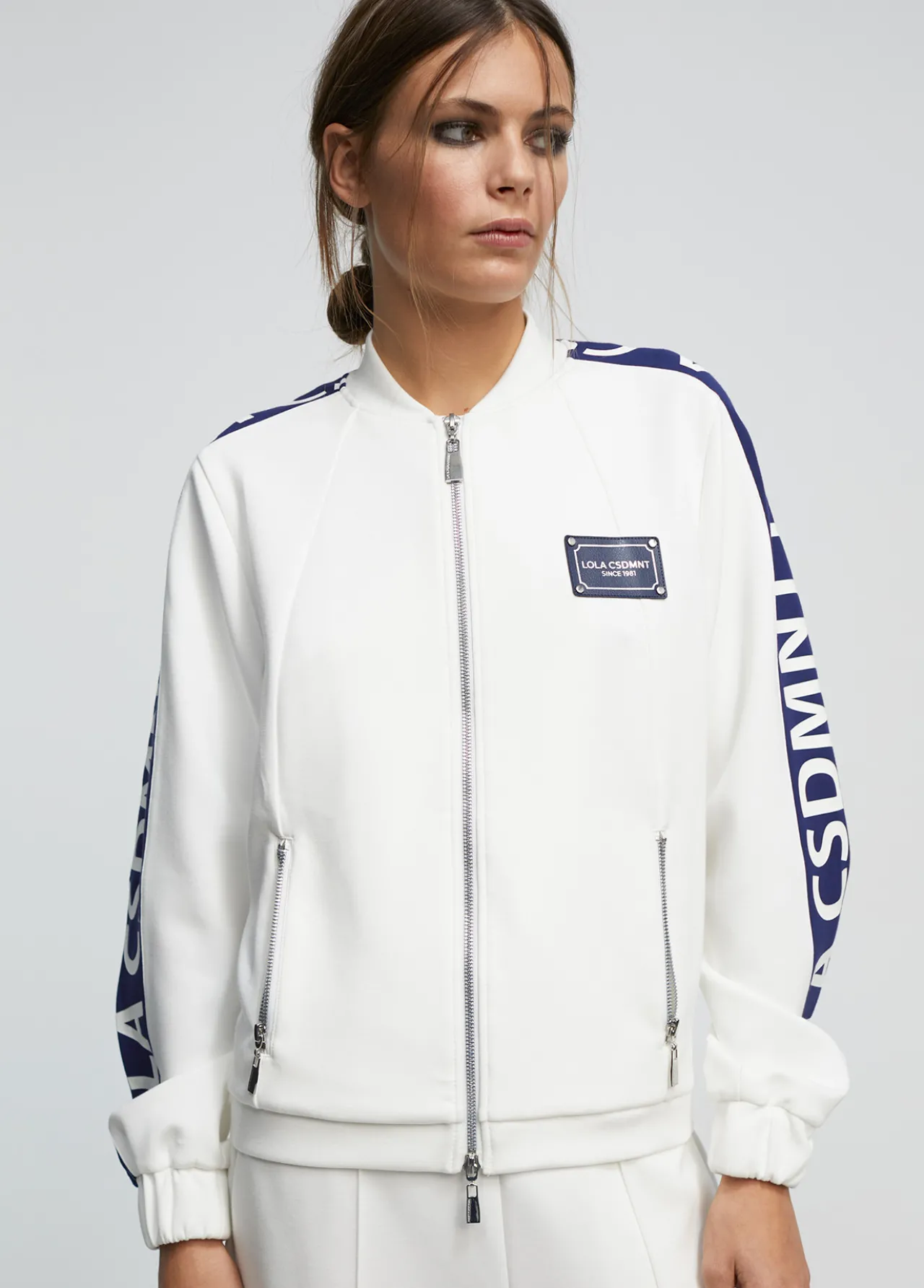 sudadera_bicolor_cremallera_0.webp Lola Casademunt Sudaderas<Sudadera bicolor cremallera CRUDO