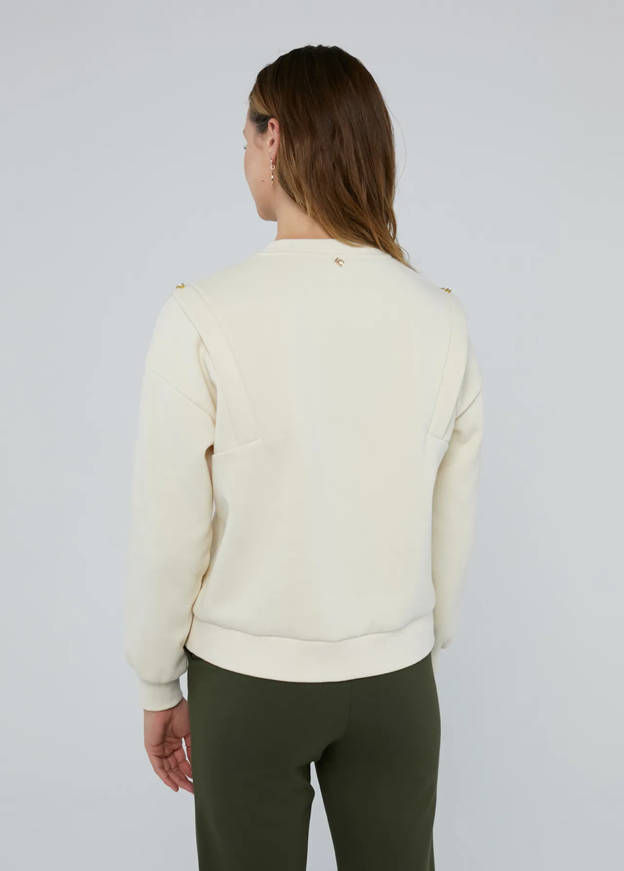 sudadera_con_pedrera_4-1.webp Lola Casademunt Sudaderas<Sudadera con pedrería NEGRO