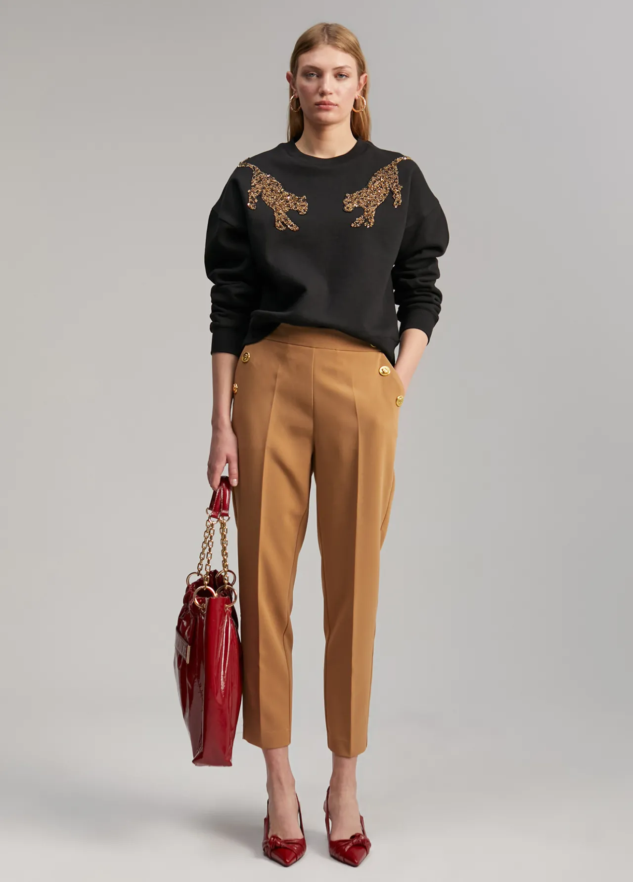 sudadera_detalle_tigres_0.webp Lola Casademunt Animal Print | Sudaderas<Sudadera detalle tigres NEGRO