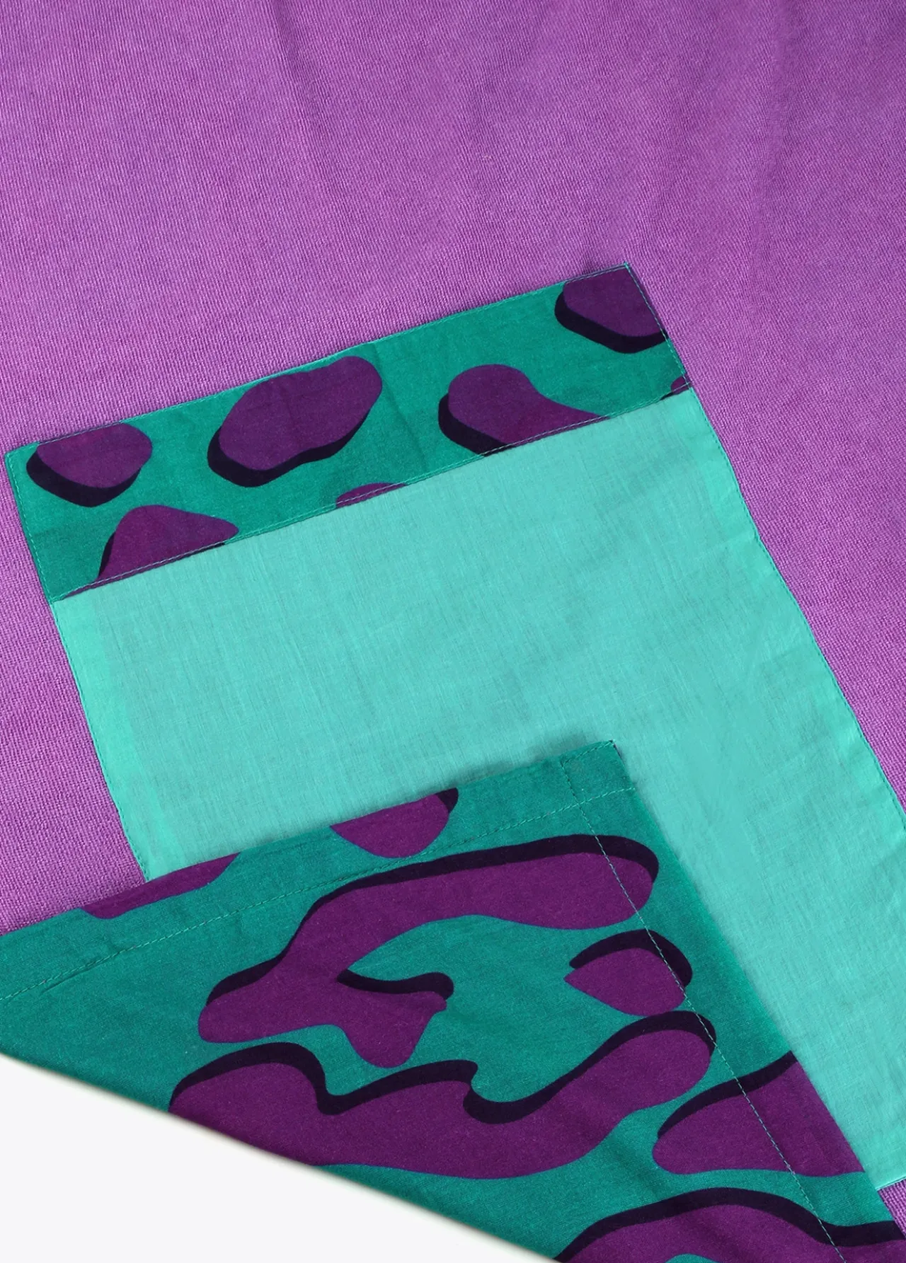toalla_leopardo_turquesa_1.webp Lola Casademunt Accesorios<Toalla leopardo turquesa. VERDE