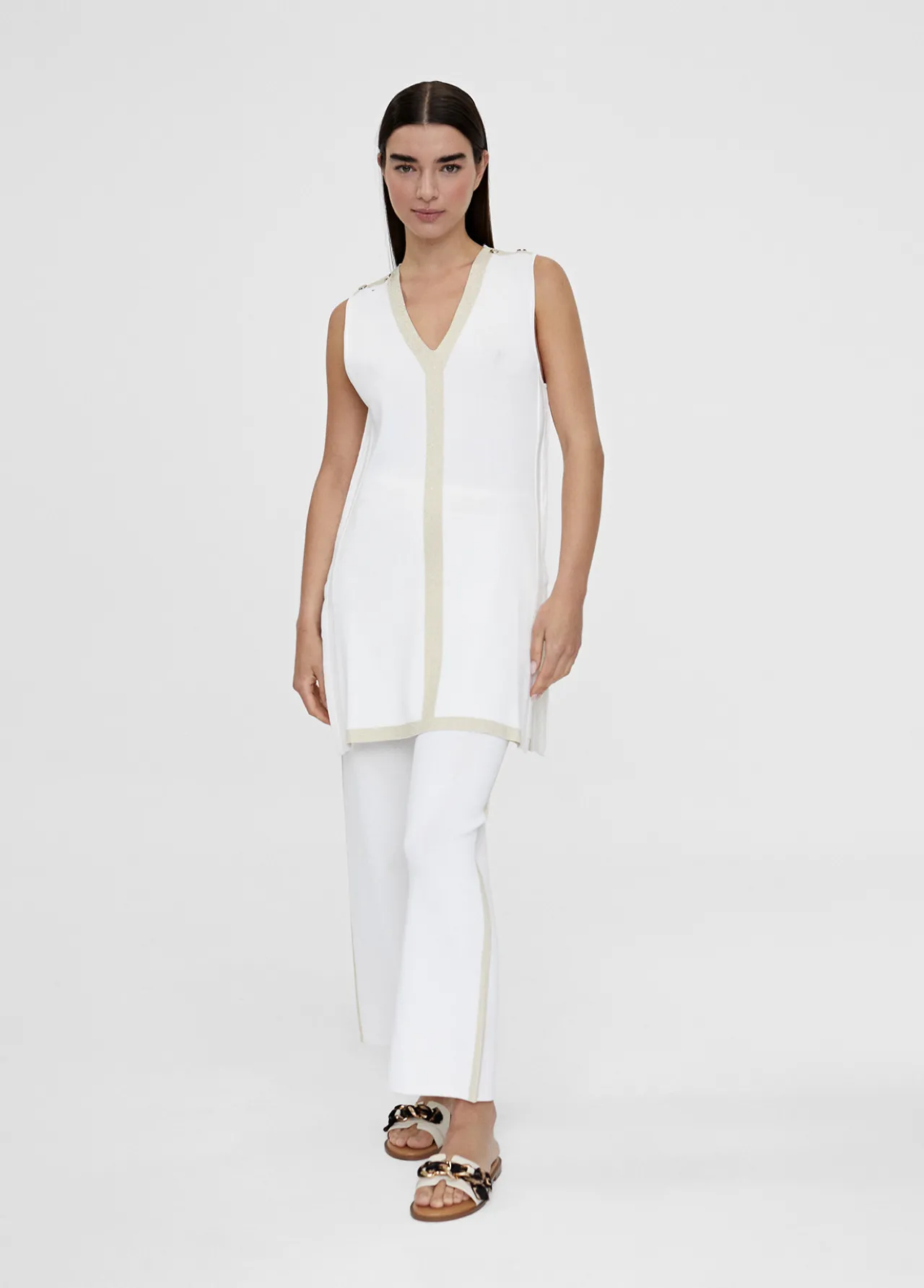 top_largo_de_punto_0.webp Lola Casademunt Camisetas Y Tops | Punto<Top largo de punto CRUDO-METAL
