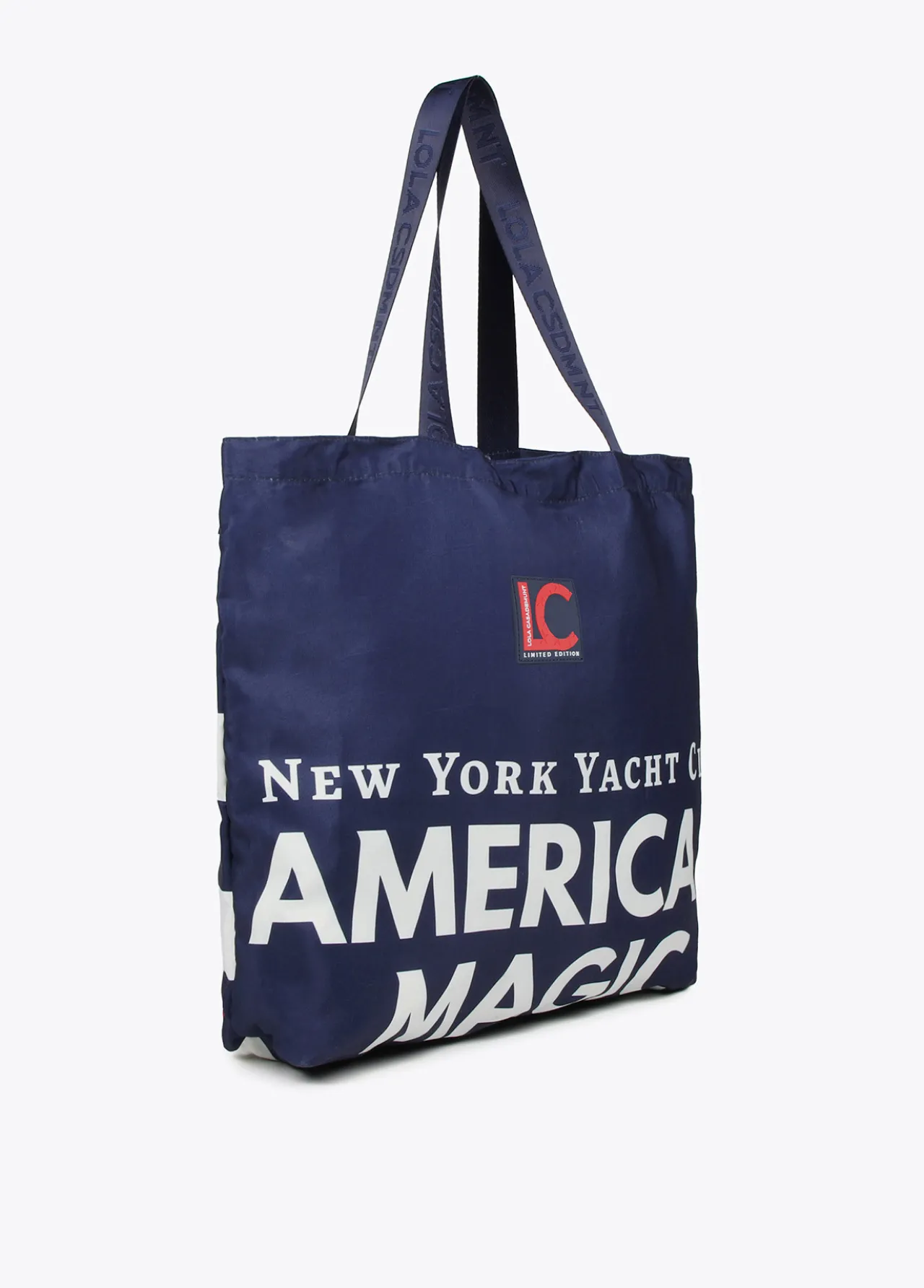 tote_bag_de_color_azul_american_magic__lola_casademunt_4.webp Lola Casademunt Bolsos Grandes<Tote bag de color azul American Magic - Lola Casademunt AZUL-ROJO