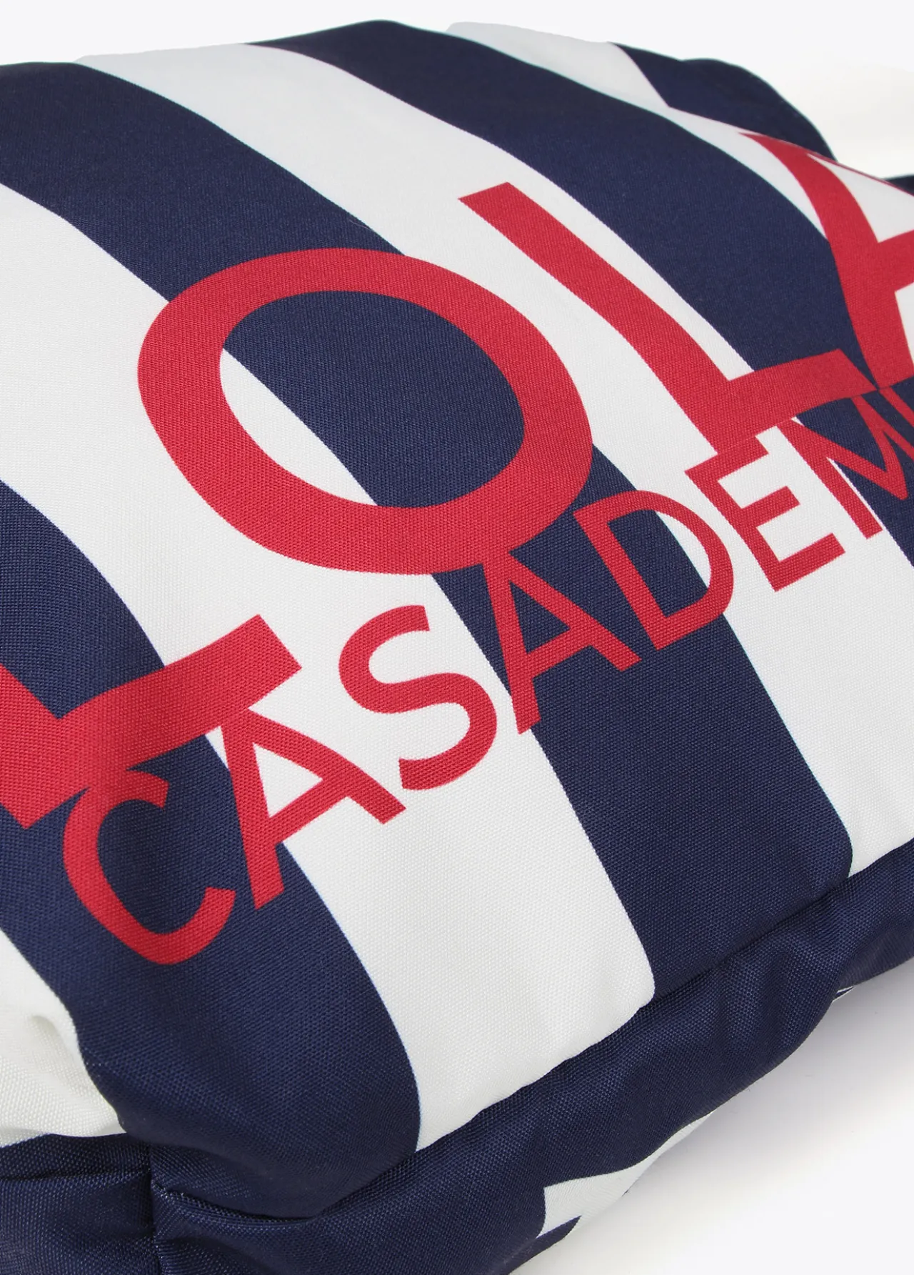tote_bag_de_color_azul_american_magic__lola_casademunt_6.webp Lola Casademunt Bolsos Grandes<Tote bag de color azul American Magic - Lola Casademunt AZUL-ROJO