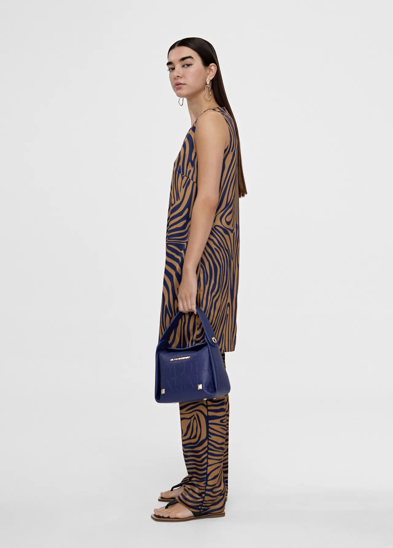 vestido_corto_animal_print_cebra_4.webp Lola Casademunt Camisetas Y Tops | Vestidos Y Faldas<Vestido corto animal print cebra MARRON-AZUL