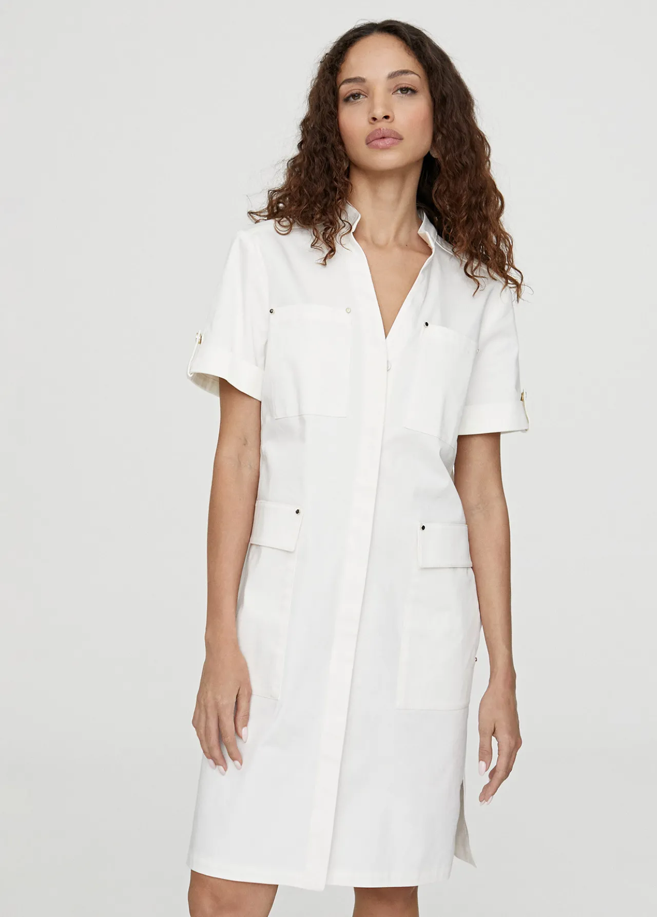 vestido_corto_tipo_cargo_0.webp Lola Casademunt Vestidos Y Faldas<Vestido corto tipo cargo OFFWHITE