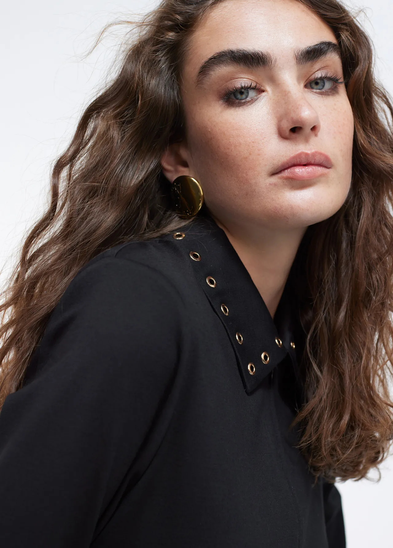 vestido_detalle_eyelets_5.webp Lola Casademunt Vestidos Y Faldas<Vestido detalle eyelets NEGRO