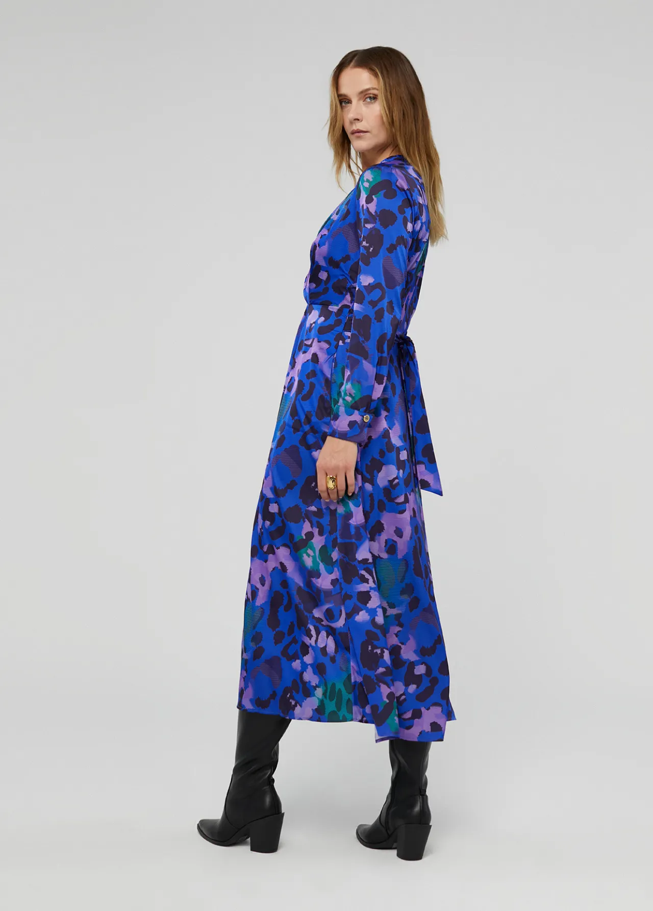 vestido_estampado_animal_print_2-2.webp Lola Casademunt Animal Print | Vestidos Y Faldas<Vestido estampado animal print AZUL-NEGRO