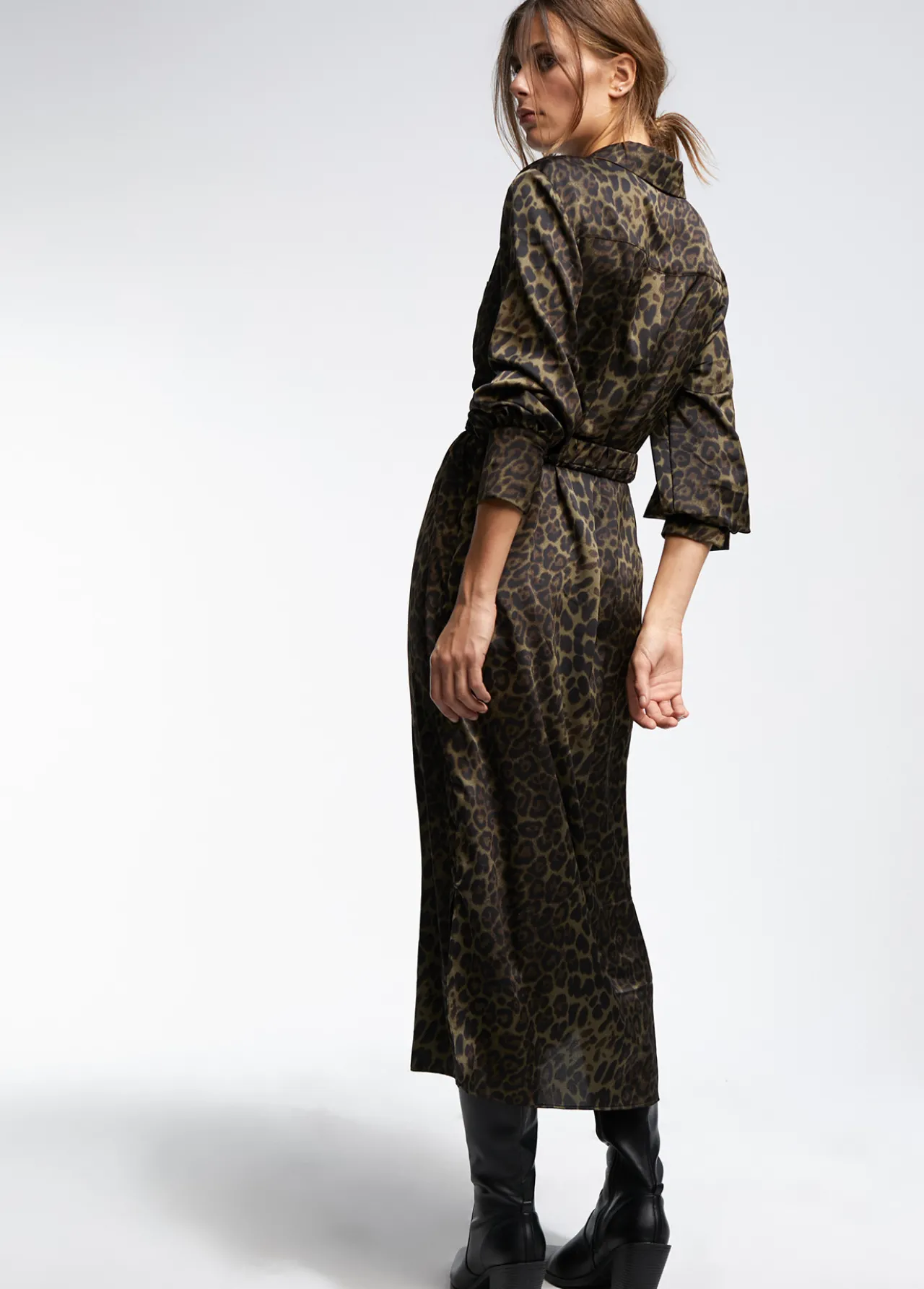 vestido_estampado_animal_print_5.webp Lola Casademunt Animal Print | Vestidos Y Faldas<Vestido estampado animal print NEGRO-VERDE