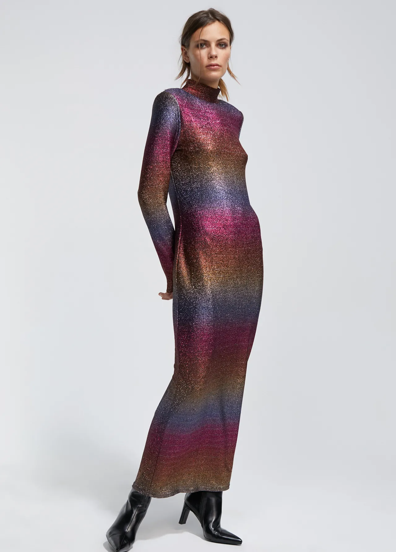 vestido_largo_lrex_3.webp Lola Casademunt Vestidos Y Faldas<Vestido largo lúrex METAL-MULTICOLOR