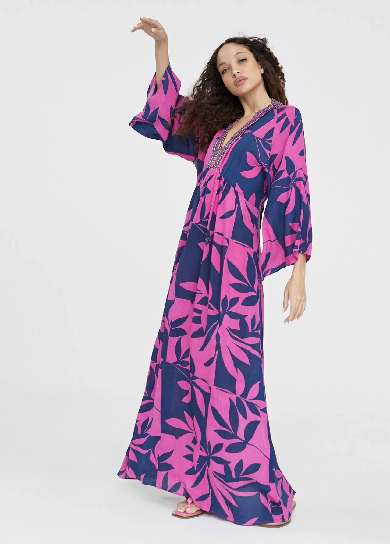 vestido_largo_manga_japonesa_3.webp Lola Casademunt Baño<Vestido largo manga japonesa AZUL-ROSA