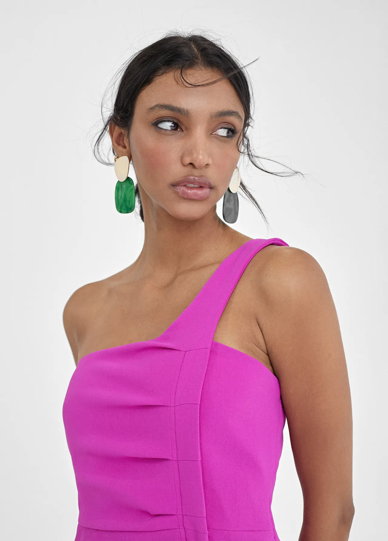 vestido_midi_tirante_asimtrico_2-1.webp Lola Casademunt Vestidos Y Faldas<Vestido midi tirante asimétrico MAGENTA