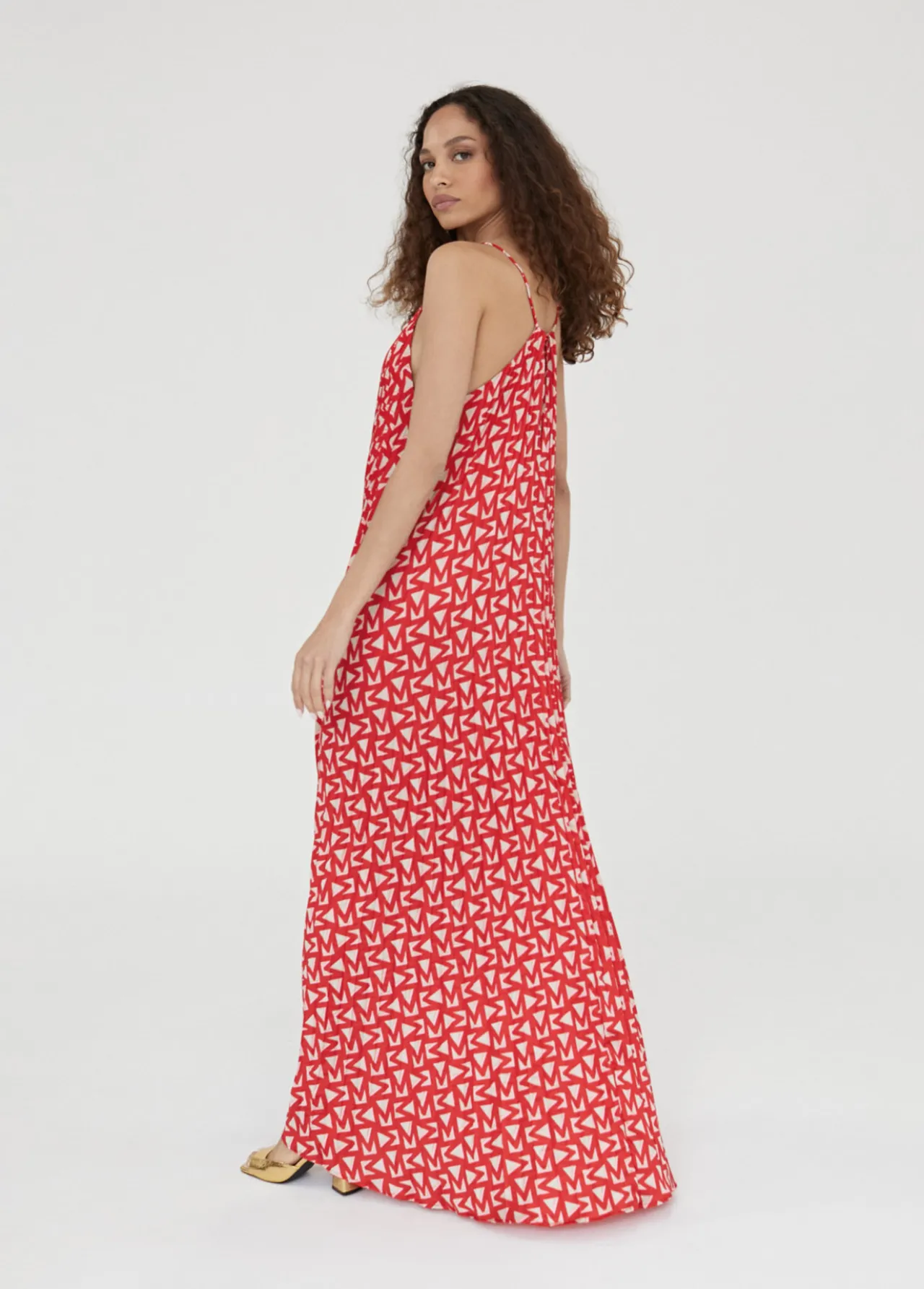 vestido_rojo_monograma_2.webp Lola Casademunt Vestidos Y Faldas<Vestido monograma ROJO