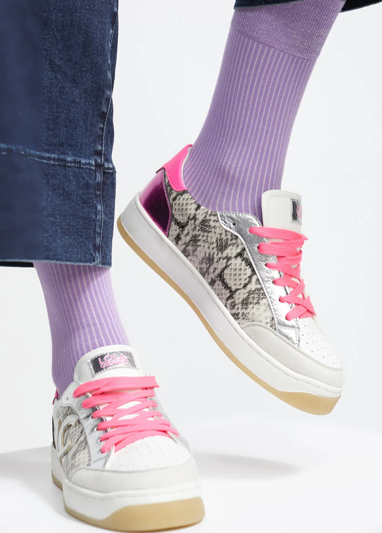 zapatillas_deportivas_animal_3.webp Lola Casademunt Animal Print | Zapatillas Deportivas<Zapatillas deportivas animal METAL-ROSA