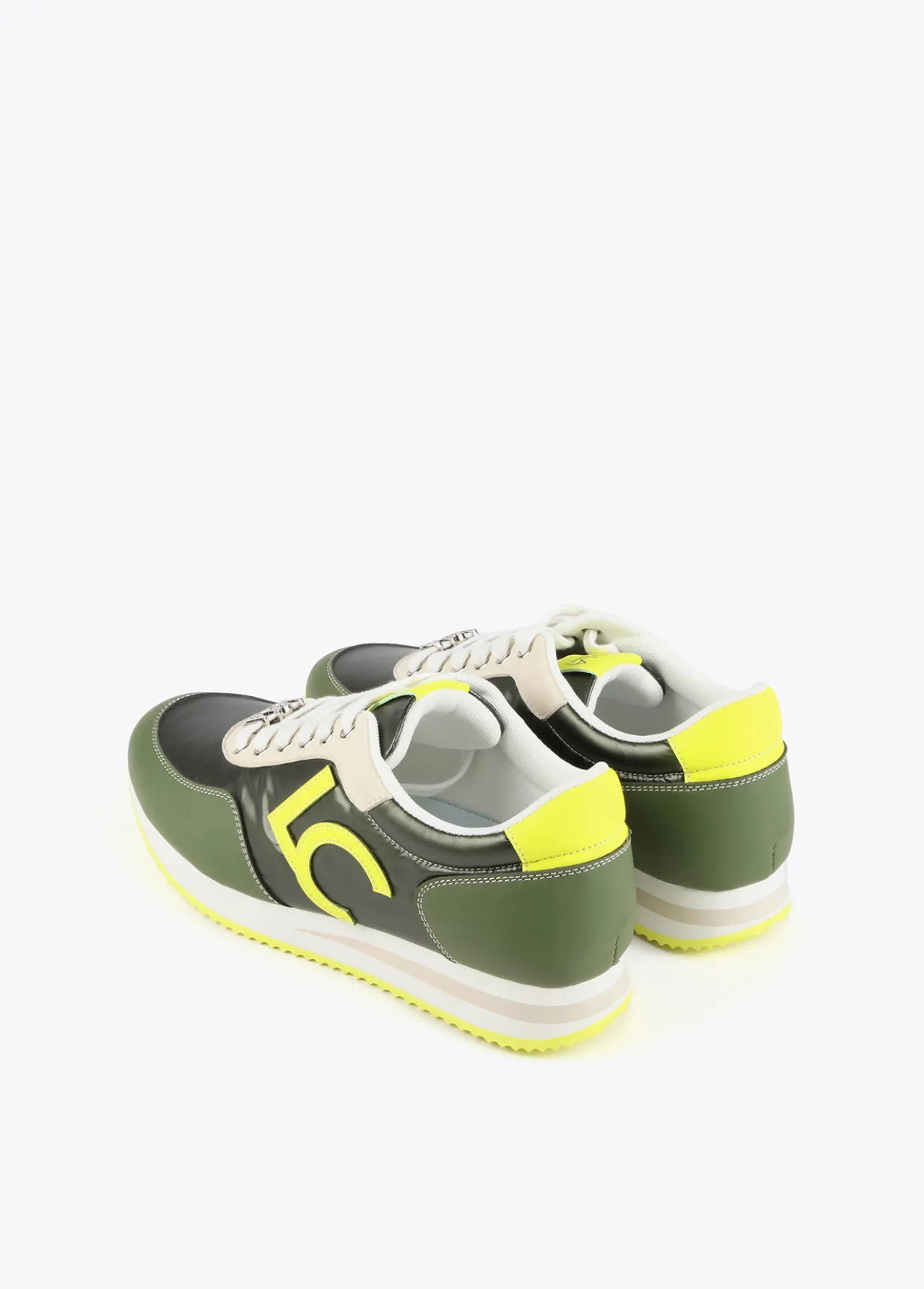 zapatillas_deportivas_verdes_y_lima_4.webp Lola Casademunt Zapatillas Deportivas<Zapatillas deportivas verdes y lima VERDE-LILA