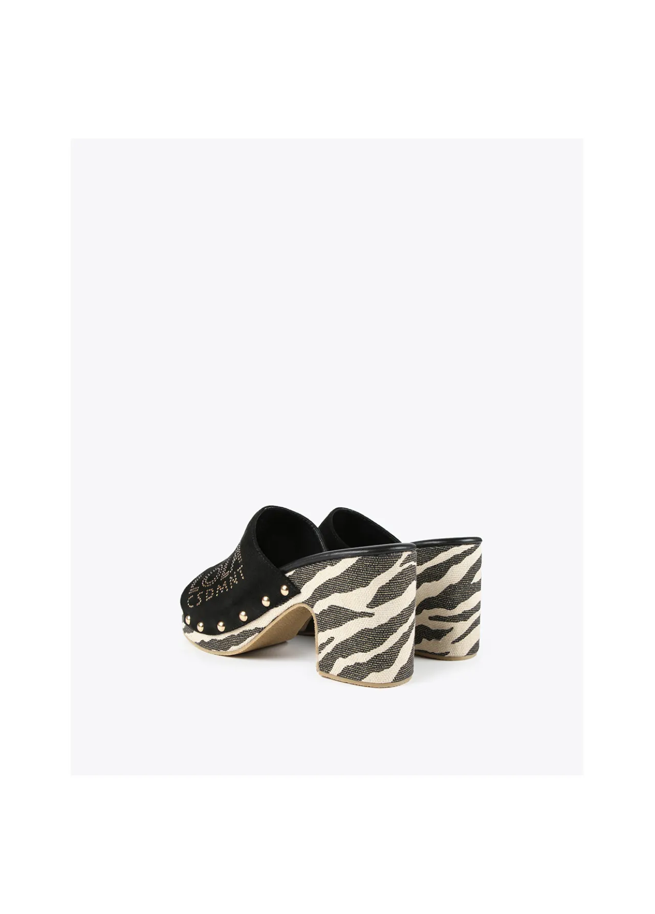 zueco_suela_zebra_y_logo_dorado_4.webp Lola Casademunt Calzado<Zueco suela zebra y logo dorado. NEGRO
